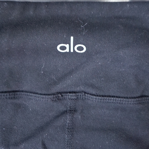 Alo Legging - Picture 3 of 3